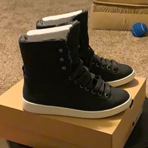 Ugg sneakers size 7